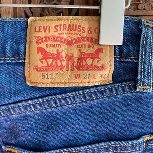Men’s Levi Jeans 27x32